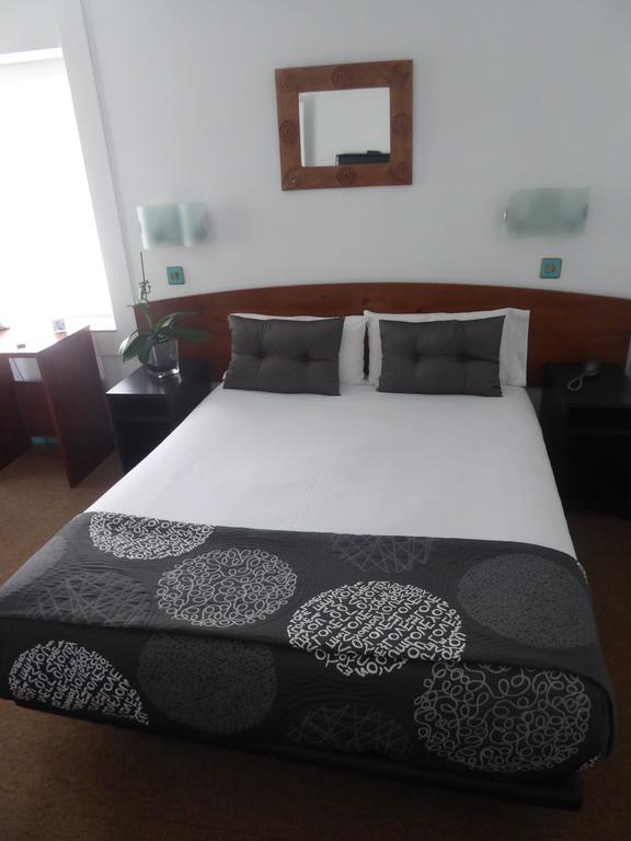 Hotel Record San Sebastián Esterno foto