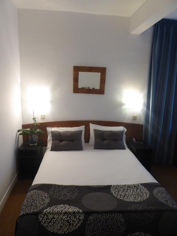 Hotel Record San Sebastián Esterno foto