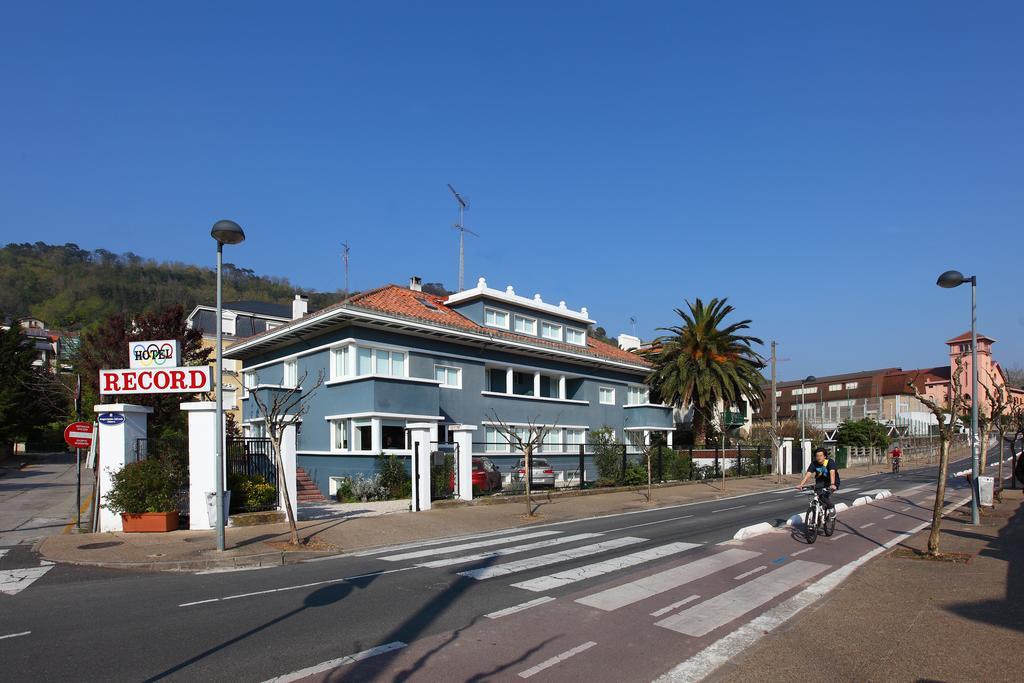 Hotel Record San Sebastián Esterno foto