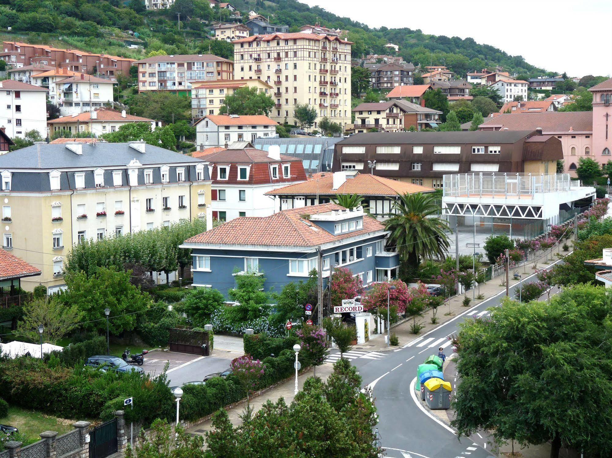 Hotel Record San Sebastián Esterno foto