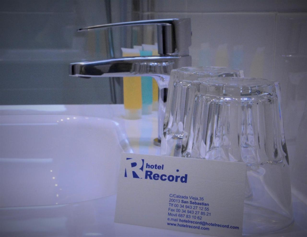 Hotel Record San Sebastián Esterno foto