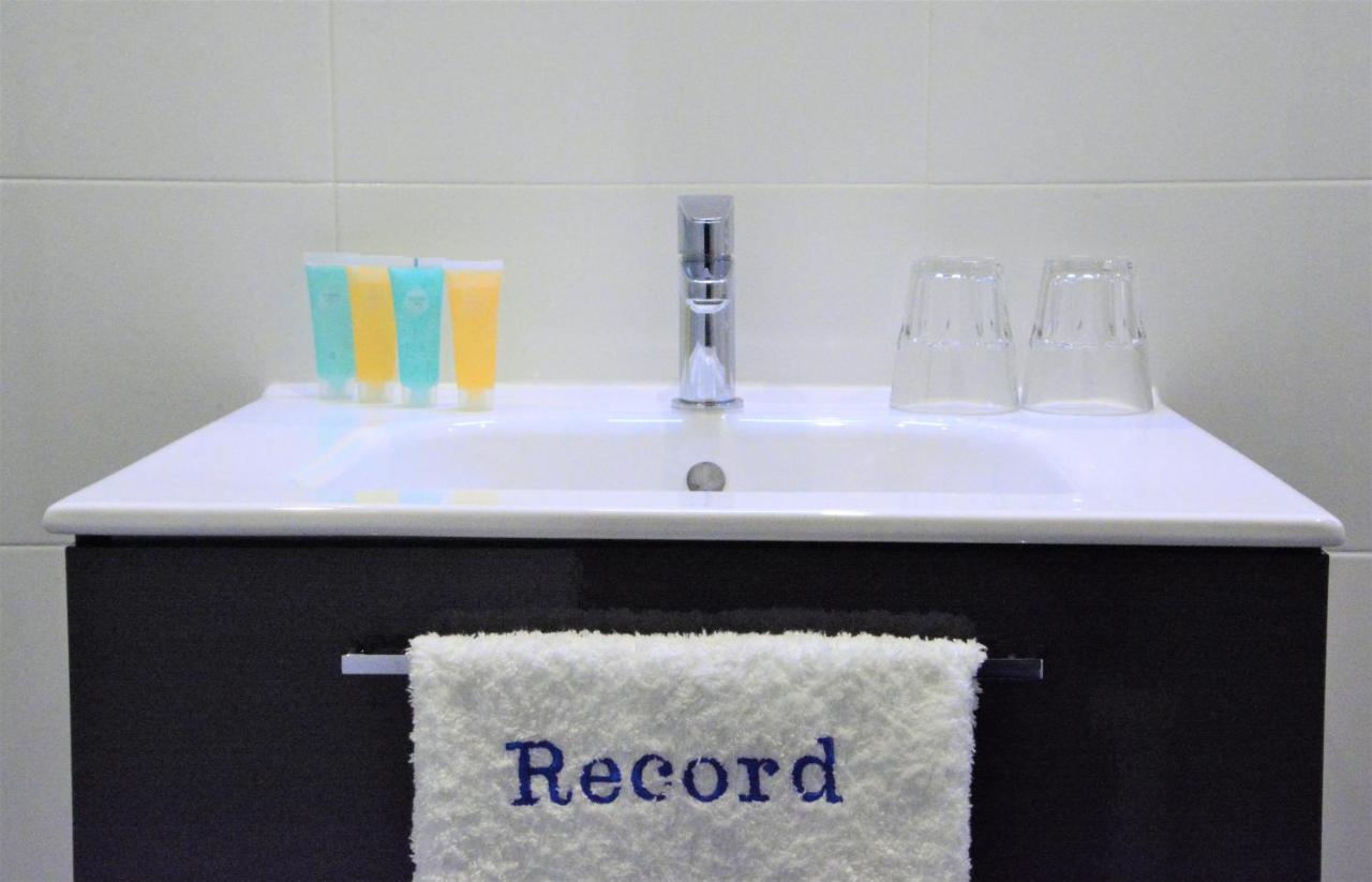 Hotel Record San Sebastián Esterno foto